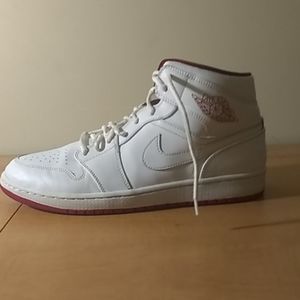 White/Red Jordan 1s Men's Size 10